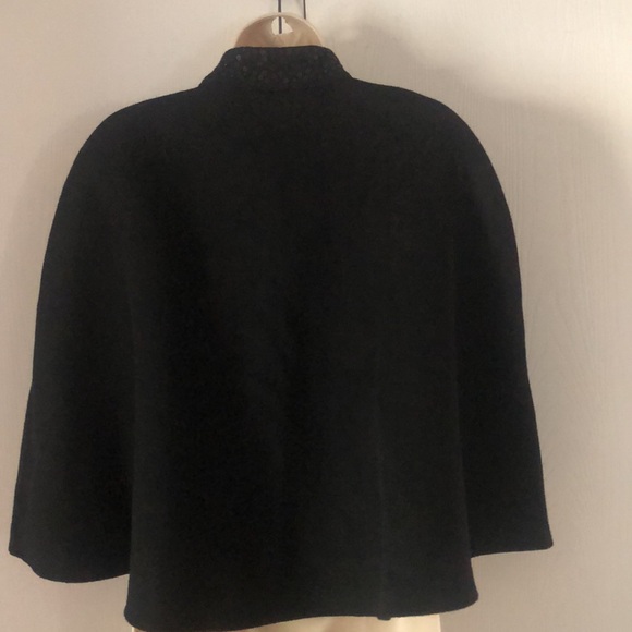 Woman’s wool warm fall black rare PrabalGurung black cape - Picture 6 of 9